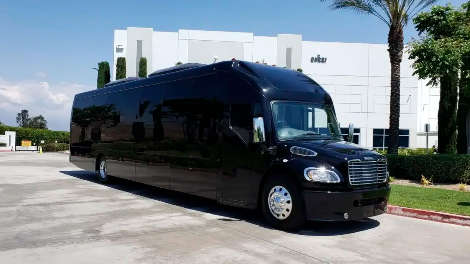 35 Passengers Mini Coach